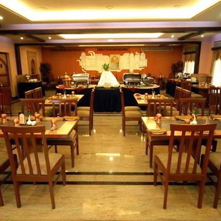 Hotel Aj International Bengaluru Restauracja zdjęcie